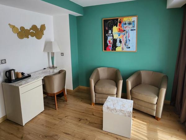 Hôtel Montaigne & Spa : photo 3 de la chambre suite junior avec accès gratuit au spa