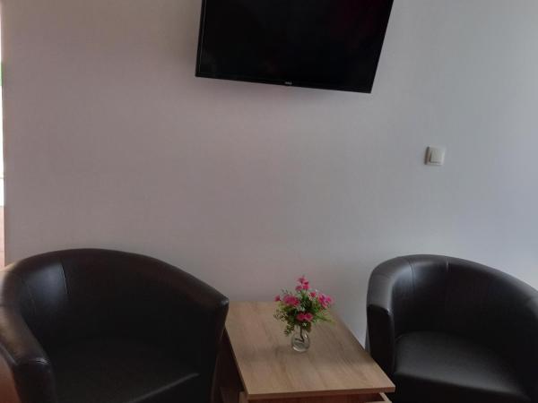 Apartmani Cvelic : photo 8 de la chambre chambre double avec balcon