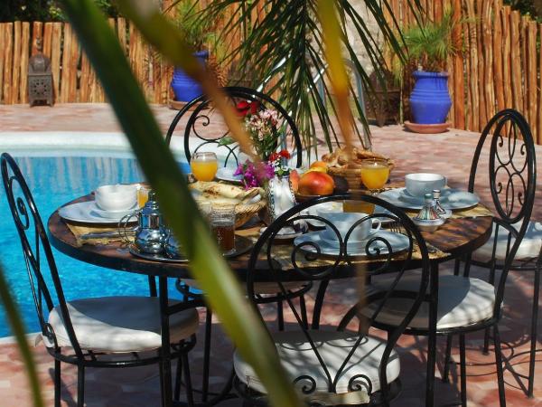 Riad Titima Essaouira : photo 9 de la chambre chambre double - vue sur jardin