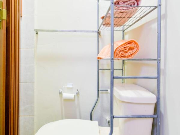 Hostal premium en Guadalajara centro con alberca : photo 4 de la chambre chambre double avec salle de bains privative