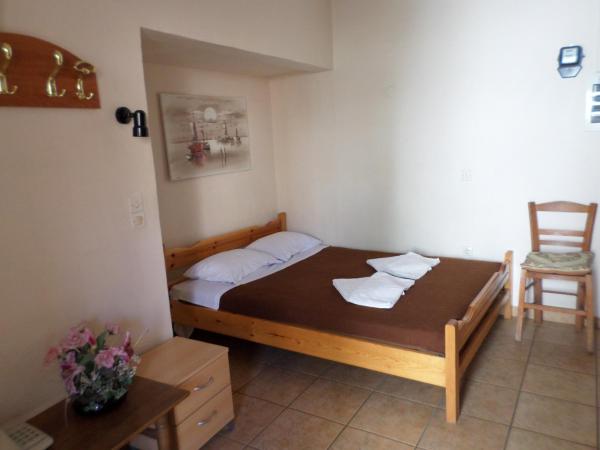 Tina Hotel : photo 7 de la chambre chambre double