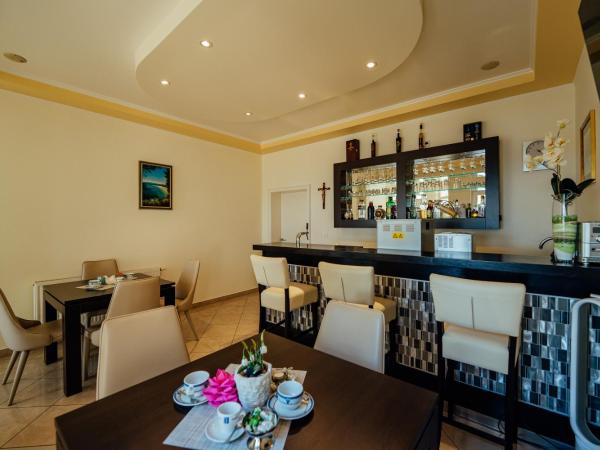 Guesthouse Villa Diana : photo 2 de la chambre chambre double