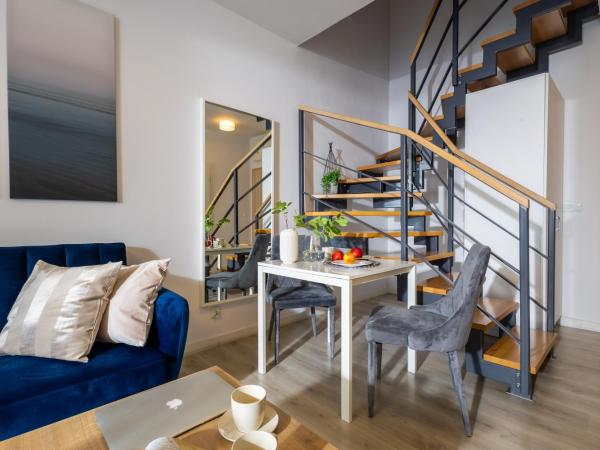 Deluxe Apartments by The Railway Station Wroclaw : photo 1 de la chambre appartement en duplex