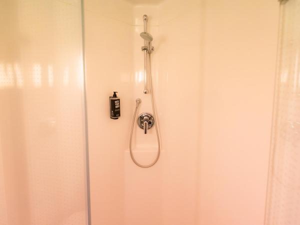 ibis Besançon Centre la City : photo 1 de la chambre 2 chambres adjacentes