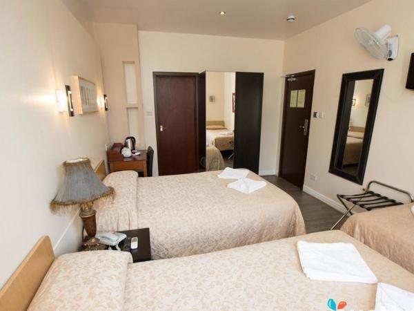 Notting Hill Gate Hotel : photo 4 de la chambre chambre familiale
