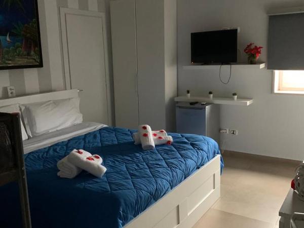 i girasoli srls : photo 2 de la chambre chambre familiale avec salle de bains privative