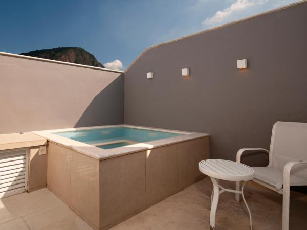 Hotel Atlântico Copacabana : photo 1 de la chambre suite supérieure