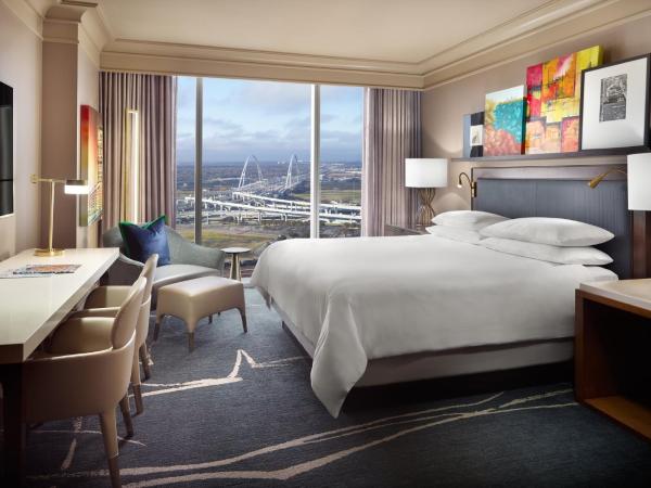 Omni Dallas Hotel : photo 7 de la chambre chambre lit king-size deluxe