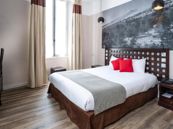 Best Western Le Comtadin : photo 3 de la chambre chambre queen classique - non-fumeurs