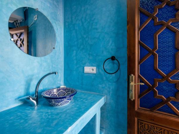Riad SULTANA : photo 7 de la chambre chambre lits jumeaux