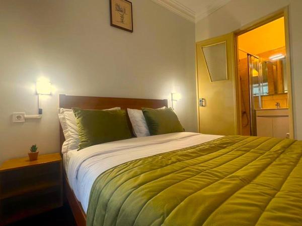 LISABONNA GUEST HOUSE : photo 4 de la chambre chambre double avec salle de bains privative