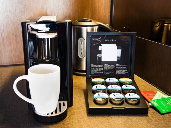 Crowne Plaza Christchurch, an IHG Hotel : photo 2 de la chambre suite junior lit king-size avec pièce à vivre