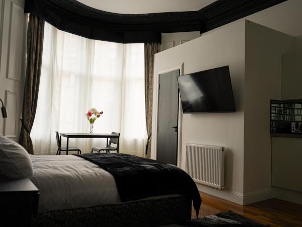 S.H Apartments : photo 4 de la chambre studio supérieur