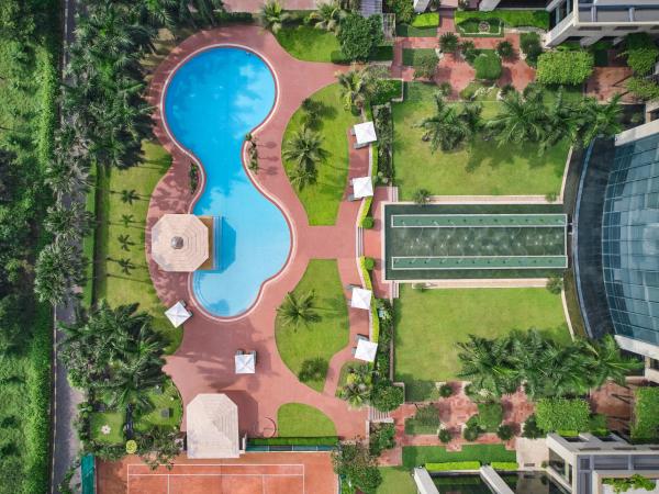 Hyatt Regency Kolkata : photo 3 de la chambre chambre lit king-size - vue sur piscine 