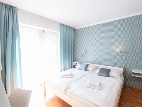 Hotel Garni Pod Skalkou : photo 5 de la chambre chambre double avec terrasse