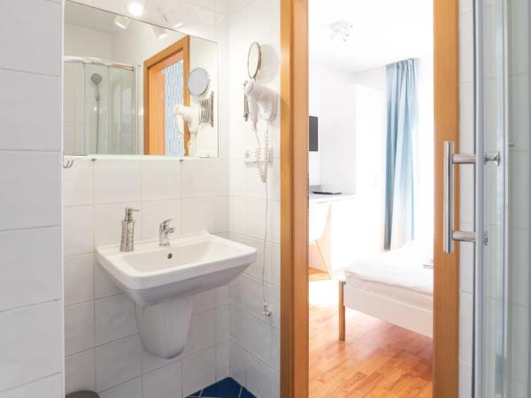 Hotel Garni Pod Skalkou : photo 6 de la chambre chambre double avec terrasse