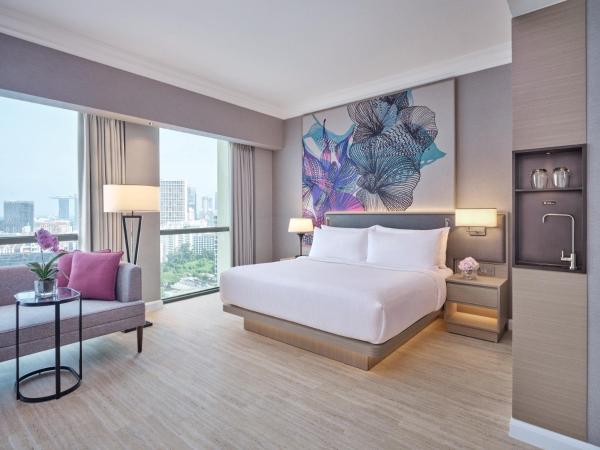 Grand Copthorne Waterfront : photo 1 de la chambre chambre premier club avec lit king-size (chambre récemment rénovée)