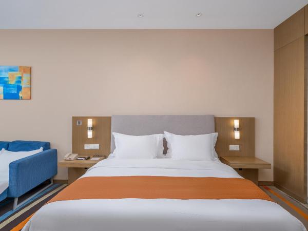 Guangzhou Baiyun Airport Rejoice by Argyle Hotel Rehe Metro Exit B --Free shuttle bus is provided during the 136th Canton Fair : photo 4 de la chambre chambre familiale