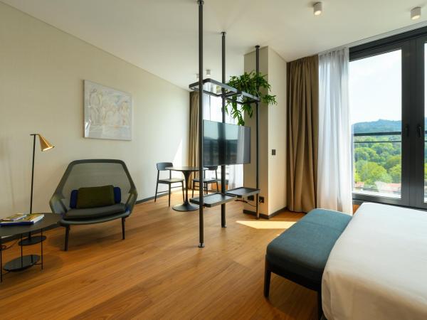 DUPARC Contemporary Suites : photo 2 de la chambre suite junior avec terrasse