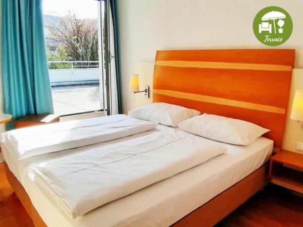 arte Hotel Wien Stadthalle : photo 1 de la chambre chambre double avec terrasse