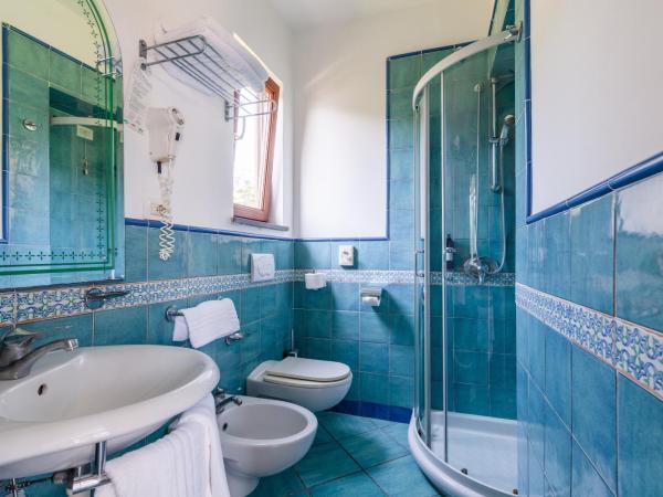 Hotel Don Felipe : photo 5 de la chambre chambre double ou lits jumeaux - vue sur mer