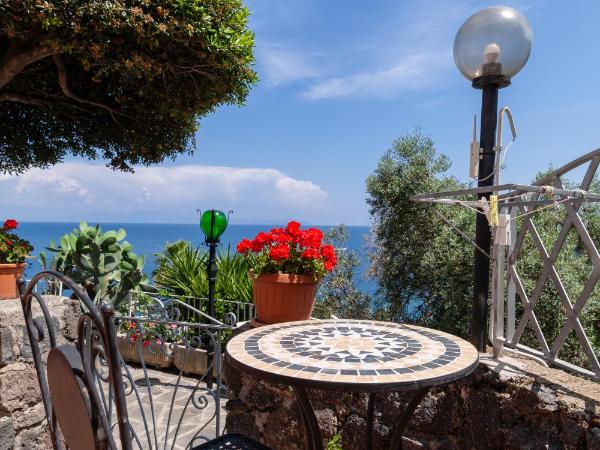 Hotel Don Felipe : photo 5 de la chambre chambre double deluxe - vue sur mer