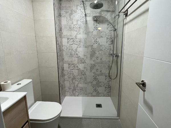 Hostal Acemar : photo 1 de la chambre appartement 3 chambres