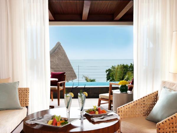 Le Jadis Beach Resort & Wellness - Managed by Banyan Tree Hotels & Resorts : photo 1 de la chambre suite de luxe avec piscine chauffée - vue partielle sur mer