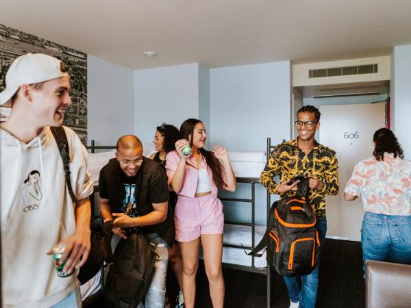 Rotterdam Teleport Hotel : photo 3 de la chambre chambre Économique 6 personnes