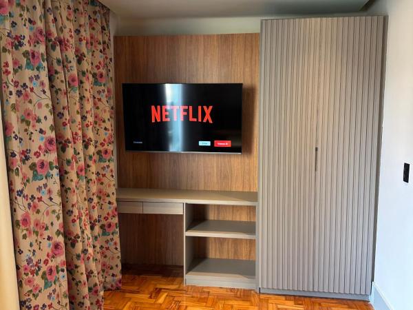 San Michel Hotel : photo 10 de la chambre suite lit king-size avec baignoire spa