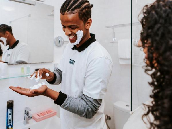 Rotterdam Teleport Hotel : photo 5 de la chambre chambre lit queen-size