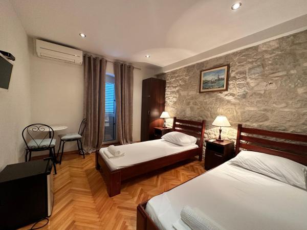 Villa Dante : photo 1 de la chambre chambre lits jumeaux