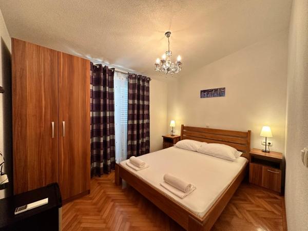 Villa Dante : photo 1 de la chambre chambre double confort avec balcon