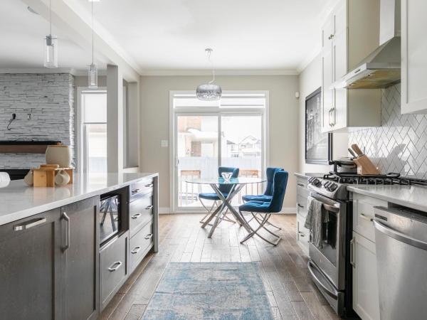 The place : photo 7 de la chambre suite lit queen-size deluxe