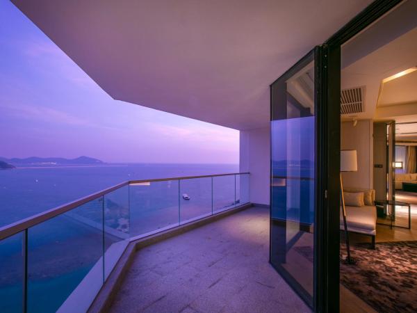 The Shanhaitian Resort Sanya, Autograph Collection : photo 4 de la chambre catwalk suite 