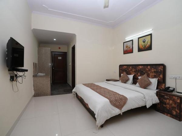 Hotel Silver Arc - Karol Bagh New Delhi : photo 3 de la chambre chambre deluxe double ou lits jumeaux