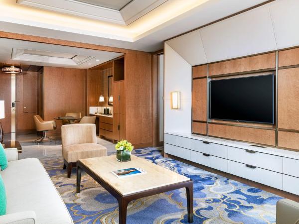 St. Regis Macao : photo 5 de la chambre st. regis suite king, 1 bedroom junior suite, 1 king