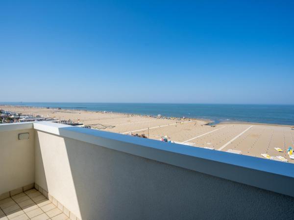 Hotel Astor : photo 1 de la chambre chambre triple standard - vue sur mer