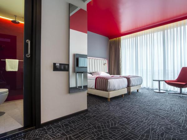 Park Inn By Radisson Istanbul Ataturk Airport : photo 5 de la chambre chambre standard