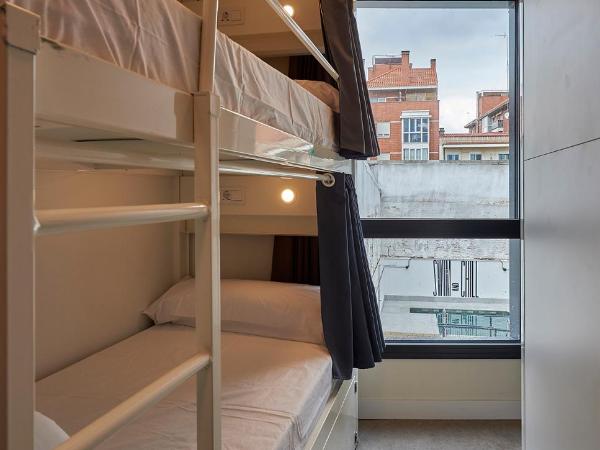 Hostelfly : photo 2 de la chambre lit dans dortoir mixte de 10 lits