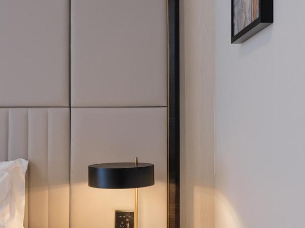 Royal Pacific Hotel : photo 7 de la chambre chambre lit queen-size deluxe