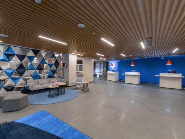 Holiday Inn Express Beijing Shijingshan Lakeview, an IHG Hotel : photo 3 de la chambre chambre lit king-size standard