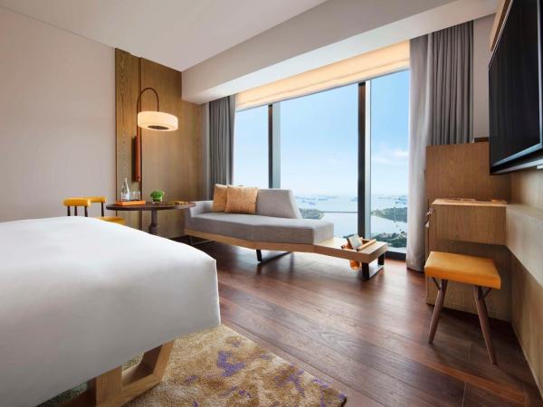 Andaz Singapore A Concept by Hyatt : photo 2 de la chambre chambre lit king-size deluxe - vue sur mer