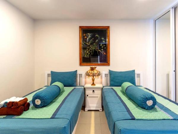 Parvena Hotel Sathorn : photo 7 de la chambre chambre lits jumeaux deluxe