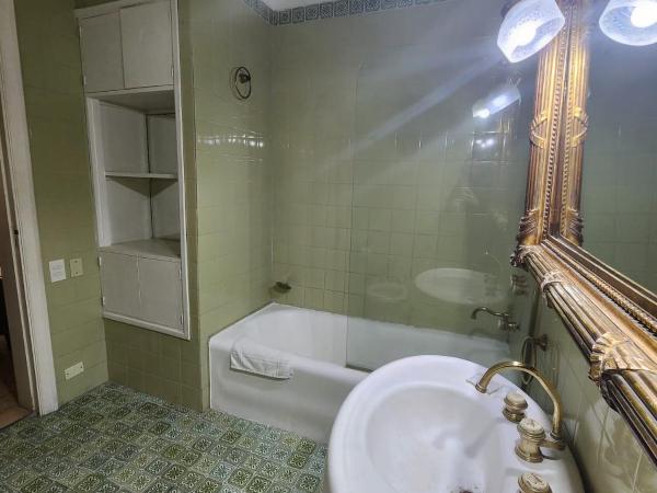 Leonardo Da Vinci Residence : photo 6 de la chambre appartement standard avec lit double et canapé-lit