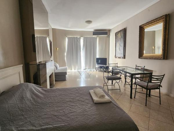 Leonardo Da Vinci Residence : photo 4 de la chambre appartement standard avec lit double et canapé-lit
