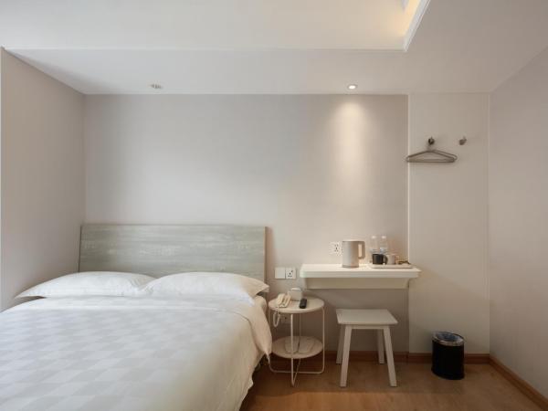 Ole Tai Sam Un Hotel : photo 3 de la chambre chambre standard lit queen-size