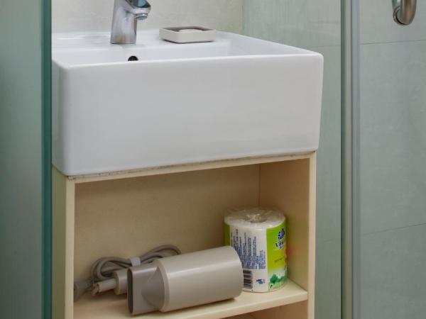 Ole Tai Sam Un Hotel : photo 6 de la chambre chambre standard lit queen-size