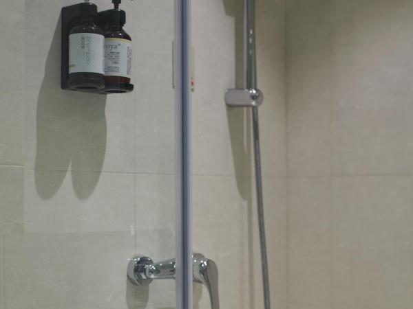 Ole Tai Sam Un Hotel : photo 10 de la chambre chambre standard lit queen-size