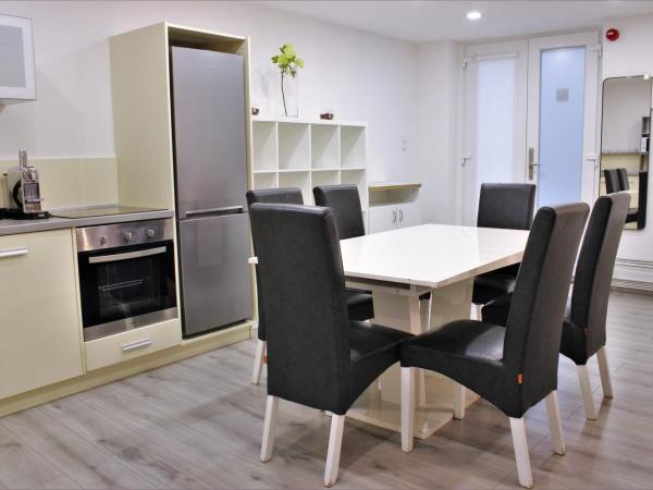 Hotel Mika Downtown : photo 4 de la chambre suite exécutive 2 chambres